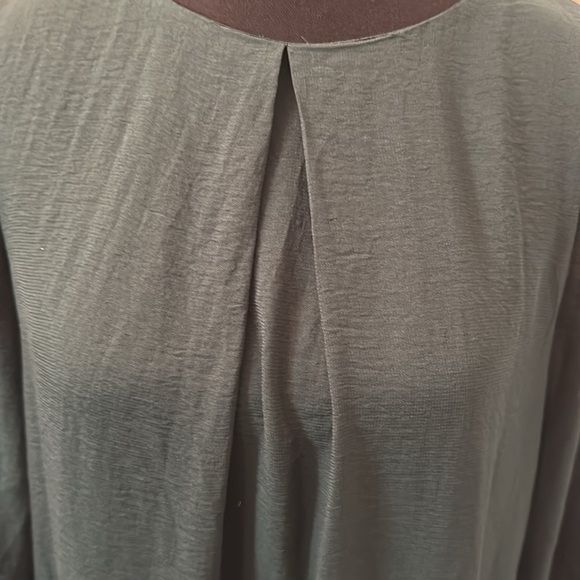 H&M green woman dress perfect for fall 3/4 sleeves size 8 - Picture 8 of 8